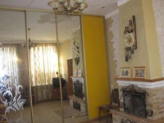 Гостевой дом Shevchenka Guest House Хмельницкий Дом с 2 спальнями-1